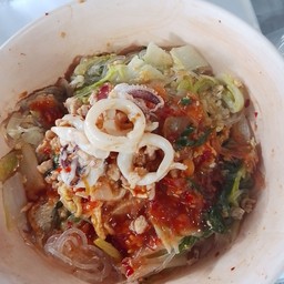 สุกี้แห้งหมูหมึก