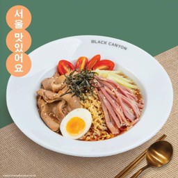 Cold Ramyeon with Pork and Ham