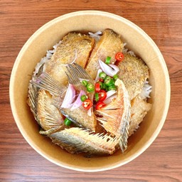 ข้าวหน้าปลาสลิดทอด XL