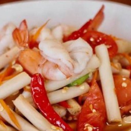 ตำไหลบัวกุ้งสุก2ตัว