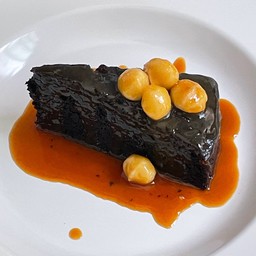 Mee Pee เค้กกับบ้าน พร้อมเครื่องดื่ม