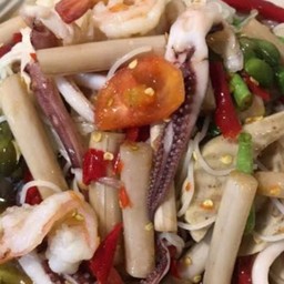 ตำไหลบัวกุ้ง2ตัว ปลาหมึก