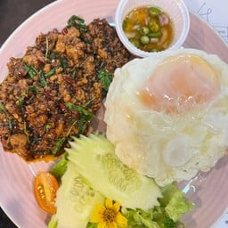 ข้าวกระเพราหมูสับ