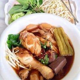 เส้นใหญ่ (พิเศษ)