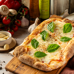 Pizza Margarita (Pinsa)