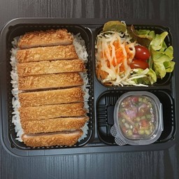 ข้าวไก่กรอบอร่อยเฉยสาขา2(ข้าวไก่ทอดซอสรสเด็ด)