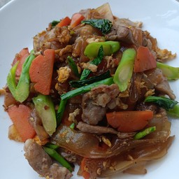 ผัดซีอิ๊วหมู