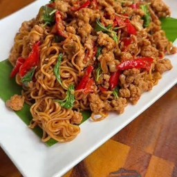 มาม่าผัด