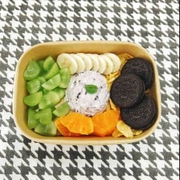 กรีกโยเกิร์ตรสโอรีโอ้ 1 Scoop [M]+ผลไม้ 3 อย่าง+ท็อปปิ้ง 1 อย่าง+น้ำผึ้ง