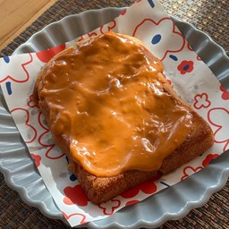 ขนมปังปิ้งสังขยา