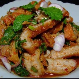 น้ำตกหมู