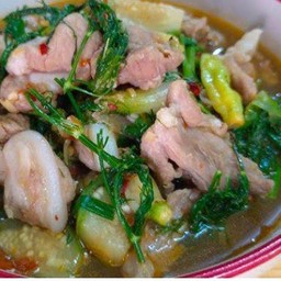 แกงอ่อมหมู
