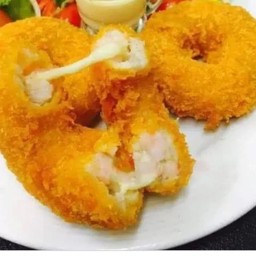 ชิ้นใหญ่ กรอบนอกนุ่มใน หอมชีสยืดๆ