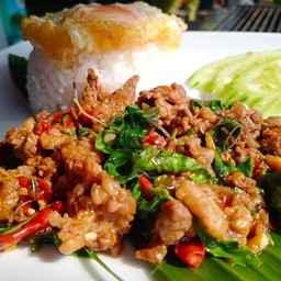 กะเพราเนื้อเสือออส