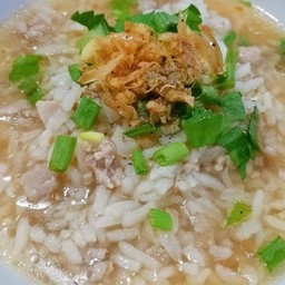 ข้าวต้มหมูสับ