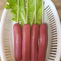 คุณนาย แหนมคลุก & ปอเปี๊ยะทอด