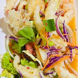 ยำเล็บมือนาง