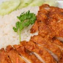 ข้าวไก่ทอดน้ำจิ้มแจ่ว