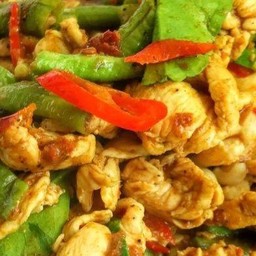 อกไก่ผัดพริกแกงใต้ใส่ถั่วฝักยาว(เป็นกับข้าว