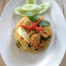 ข้าวผัดเขียวหวาน(กุ้ง ปลาหมึก)