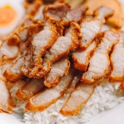 ข้าวหมูทอด