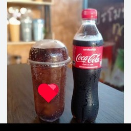 โค้ก1ขวด น้ำแข็ง1แก้วจัมโบ้