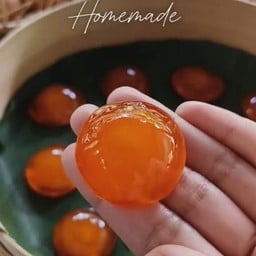 ไข่แดงเค็มลูกละ