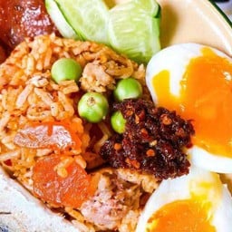 ข้าวคลุกน้ำพริกปลาร้า