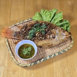 ปลาทัมทิมทอดกระเทียม