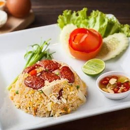 ข้าวผัดกุนเชียง