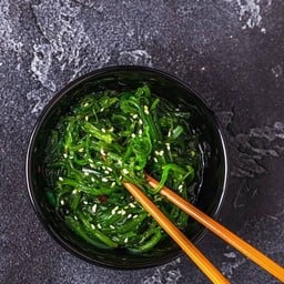 ยำสาหร่าย