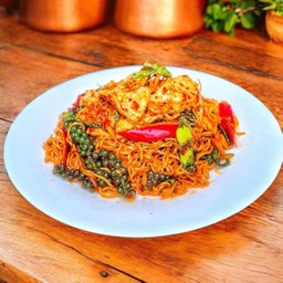 มาม่าผัดขี้เมาหมู