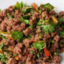 กะเพราเนื้อสับ(ไม่รวมข้าว)