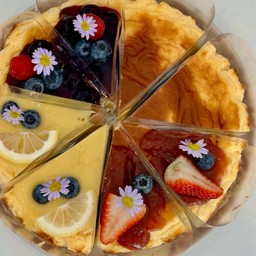 Basque cheesecake / 1 piece