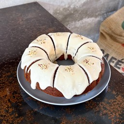 Banana Caramel Cake