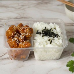 ข้าวไก่ทอดซอสเกาหลี ( เลือกซอสได้ )