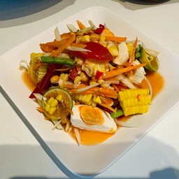 ตำข้าวโพดไข่เค็ม