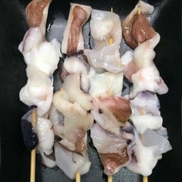 O ทะเลย่าง เผา  ตลาดยิ้ม ยิ้ม