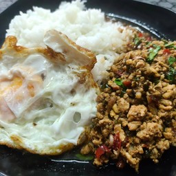 กระเพราหมู+ไข่ดาว