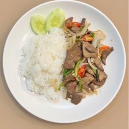 ผัดพริกตับราดข้าว