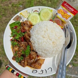 ข้าวกระเพราเนื้อเปื่อย