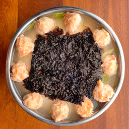 แกงจืดลูกชิ้นกุ้งสาหร่าย