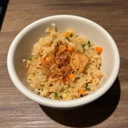 ข้าวผัดกระเทียม