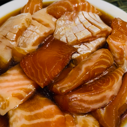 แซลม่อนเนื้อผสมเน้นส่วนท้อง 300กรัม