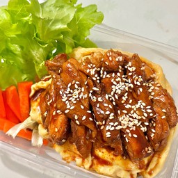 ข้าวไก่อบรัญจวน สูตรเผ็ด + ไข่ข้น