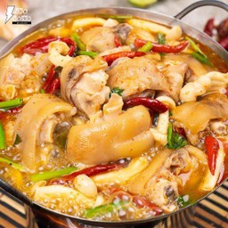 ต้มยำขาหมูคากิ