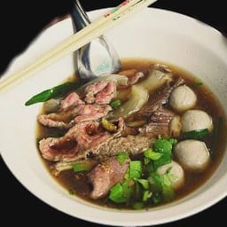 ก๋วยเตี๋ยว 2 แสบ สูตรเด็ด ( น้ำแข็งใสเกล็ดหิมะ)