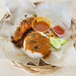 นาซิกูกุส Nasi kukus ayam berempah by mamie Anisah
