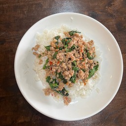 ข้าวกระเพราหมูสับ