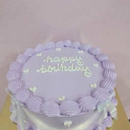 เค้กนมสดมินิมอล สีม่วงติดโบว์